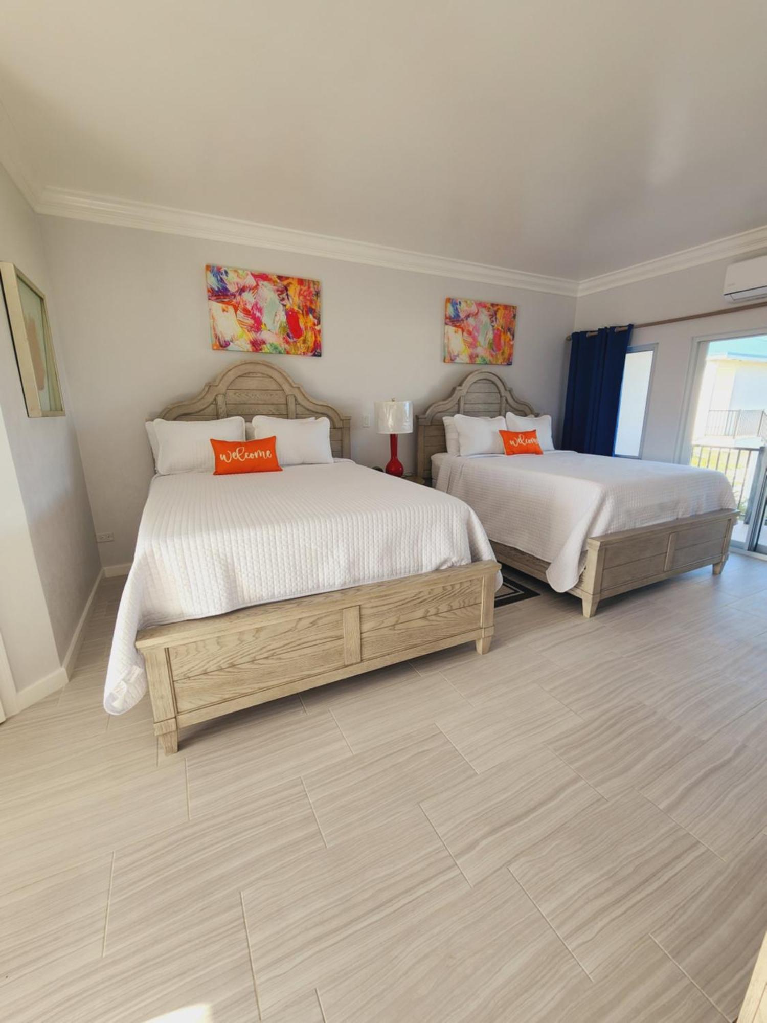 Clarence Town Harbor Breeze Villas מראה חיצוני תמונה